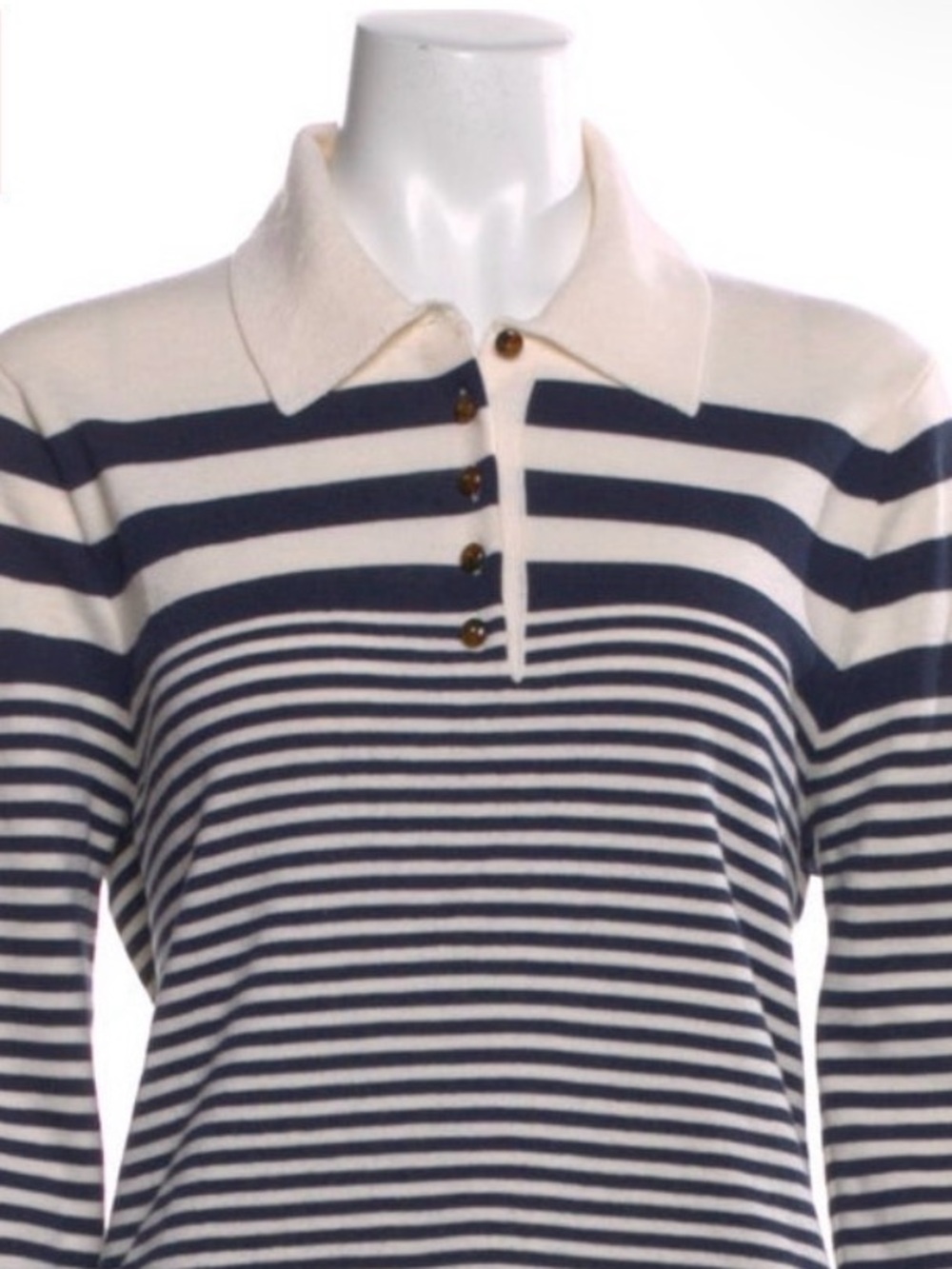 Like New! Veronica Beard Button up Striped cream Navy w/ Tortoise buttons. Sz XL